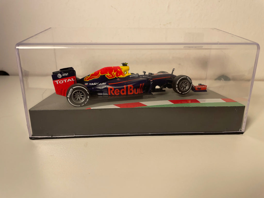 Red Bull RB12 blu scuro numero 33 - Formula 1 del 2016 (Max Verstappen)