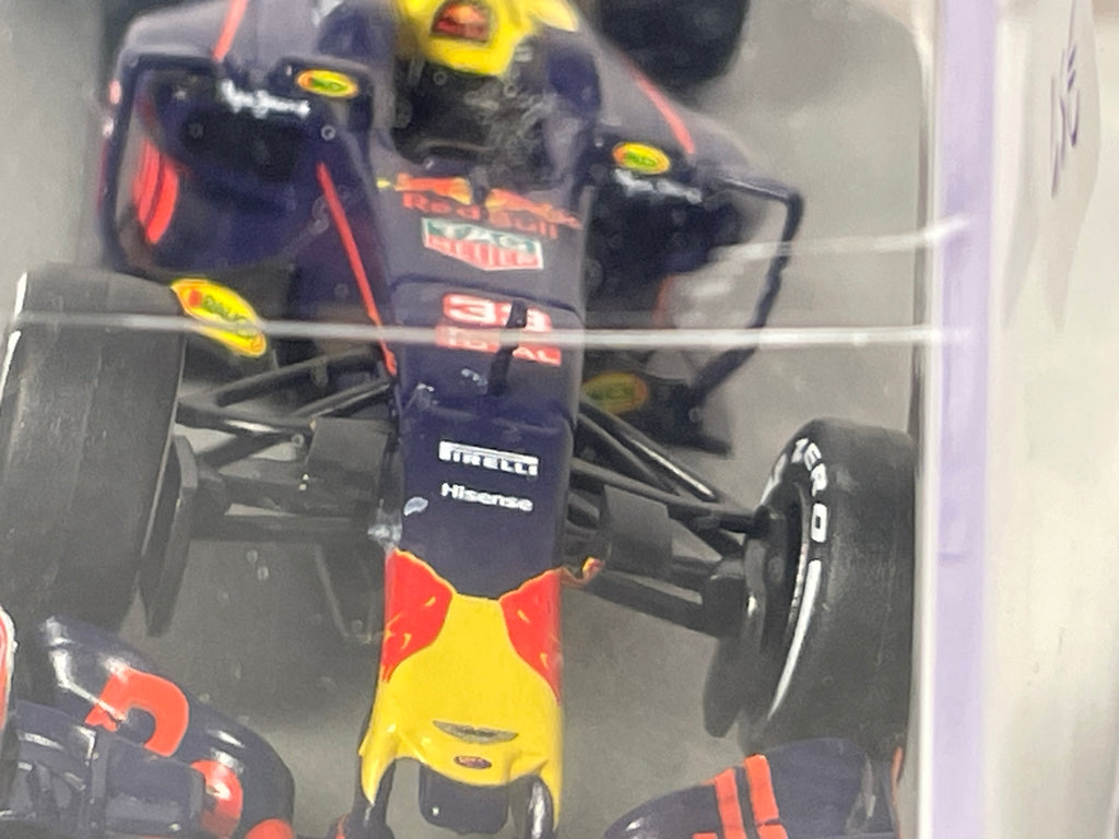 Red Bull RB12 blu scuro numero 33 - Formula 1 del 2016 (Max Verstappen)