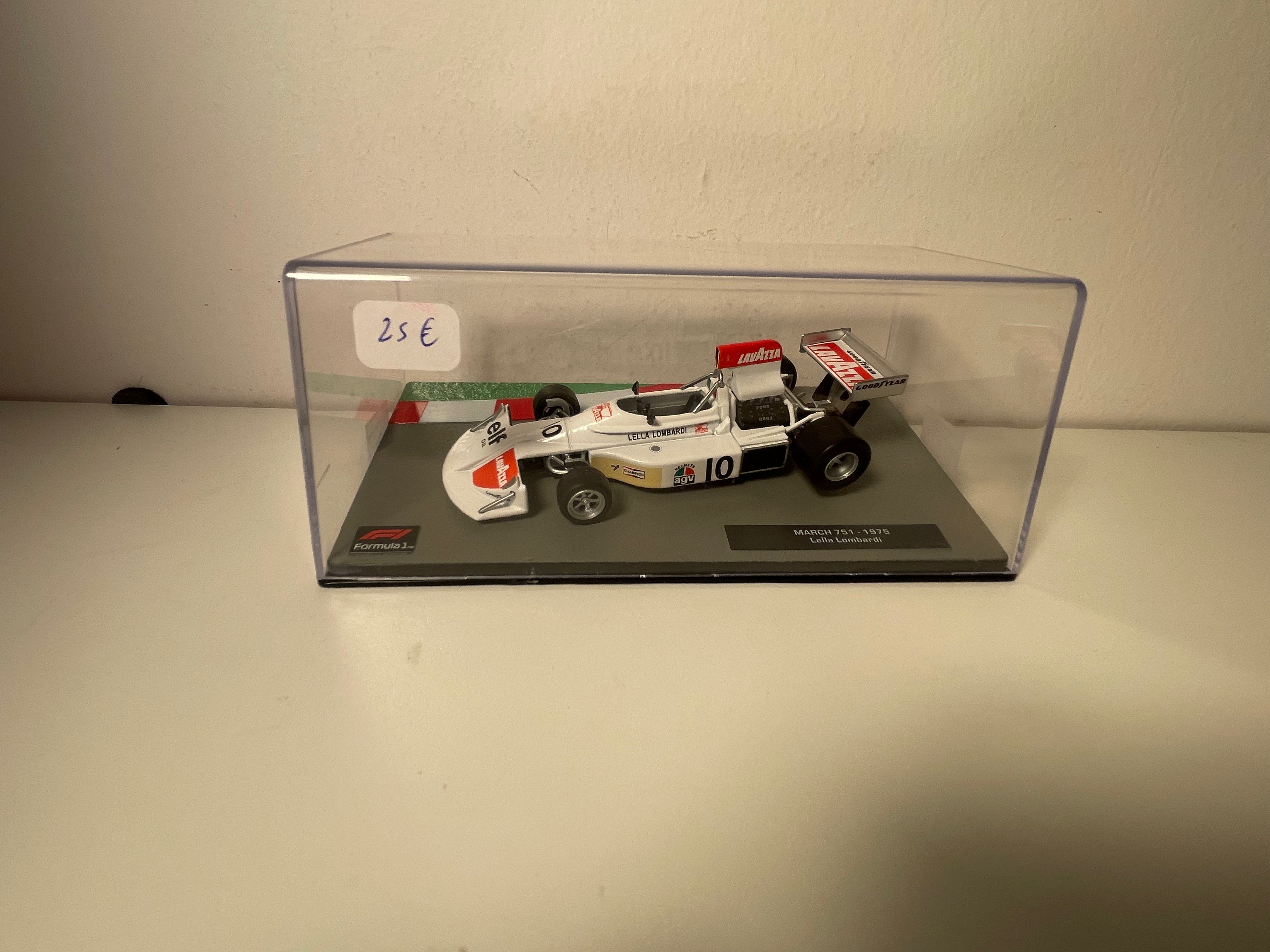 March 751 número 10 blanco de 1975 (Fórmula 1)