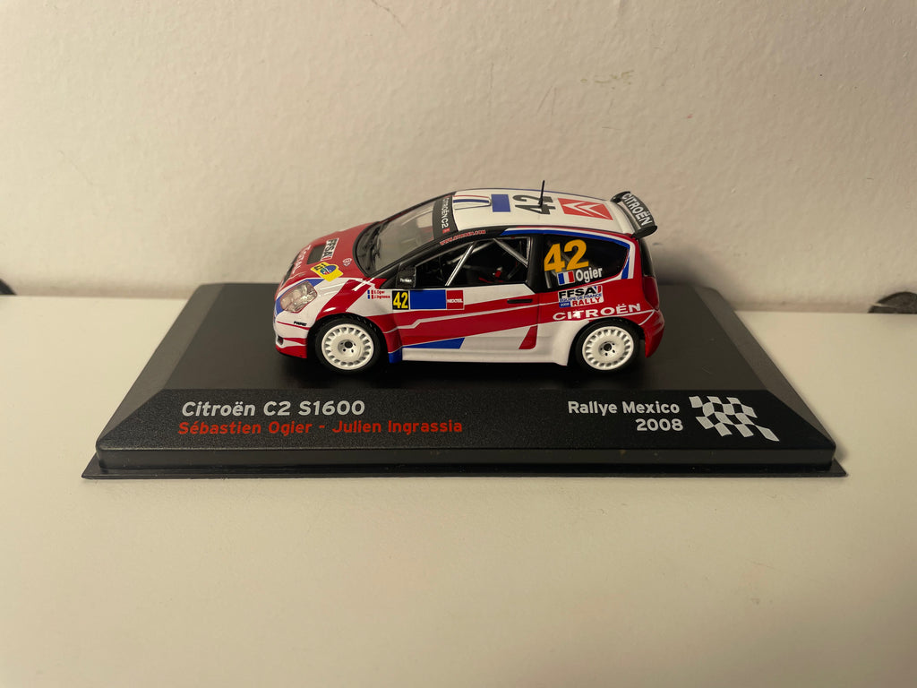 Citroën C2 S1600 biała i czerwona numer 42 - rajd Meksyku 2008