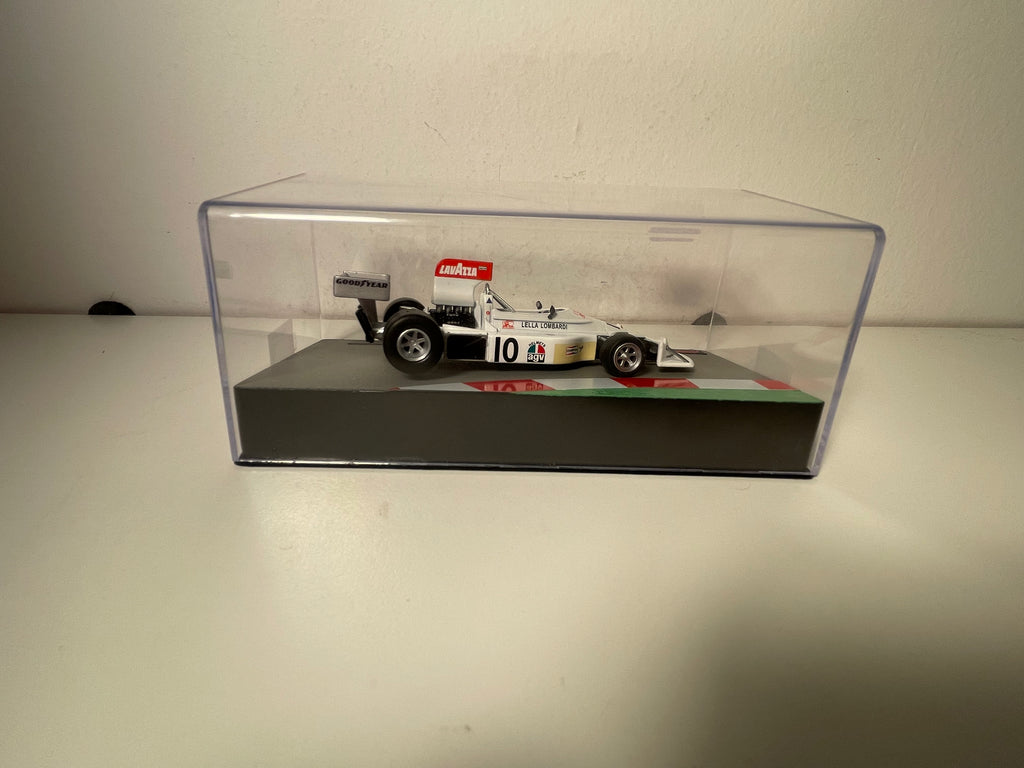 March 751 biały numer 10 z 1975 roku (Formuła 1)