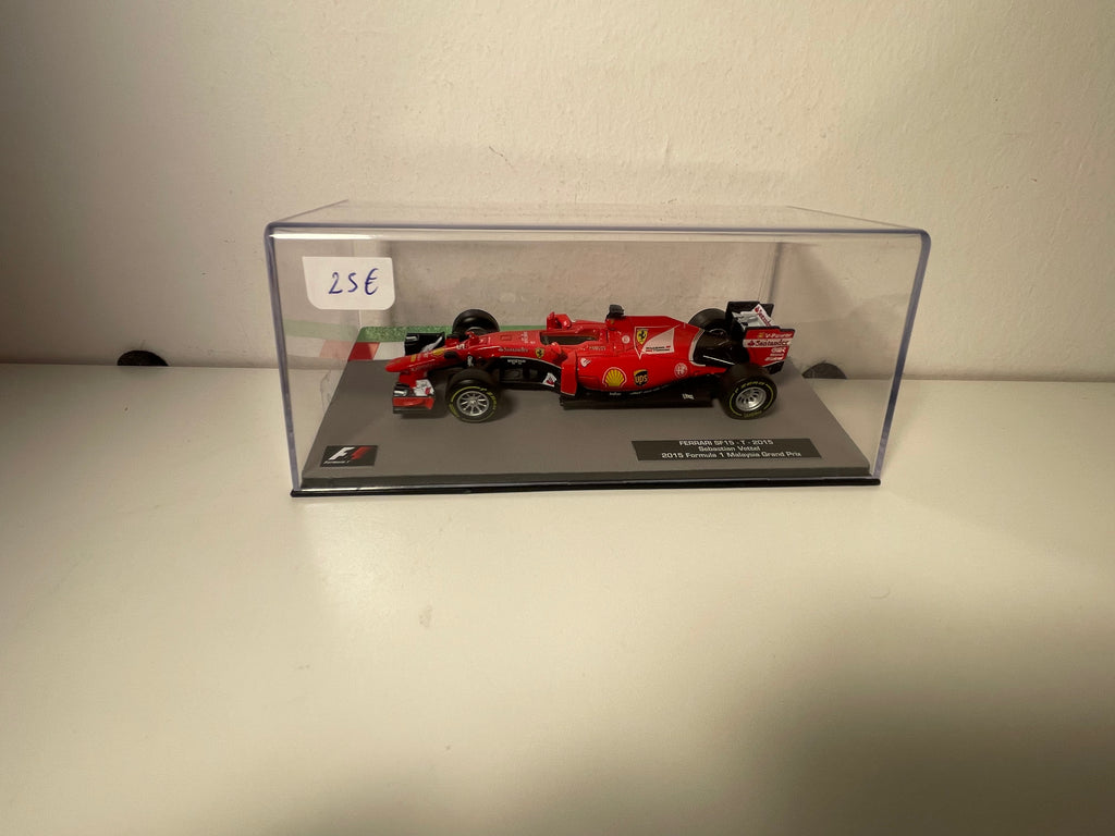 Ferrari SF15-T-2015 rot Nummer 5 - Formel 1 - Großer Preis von Malaysia 2015