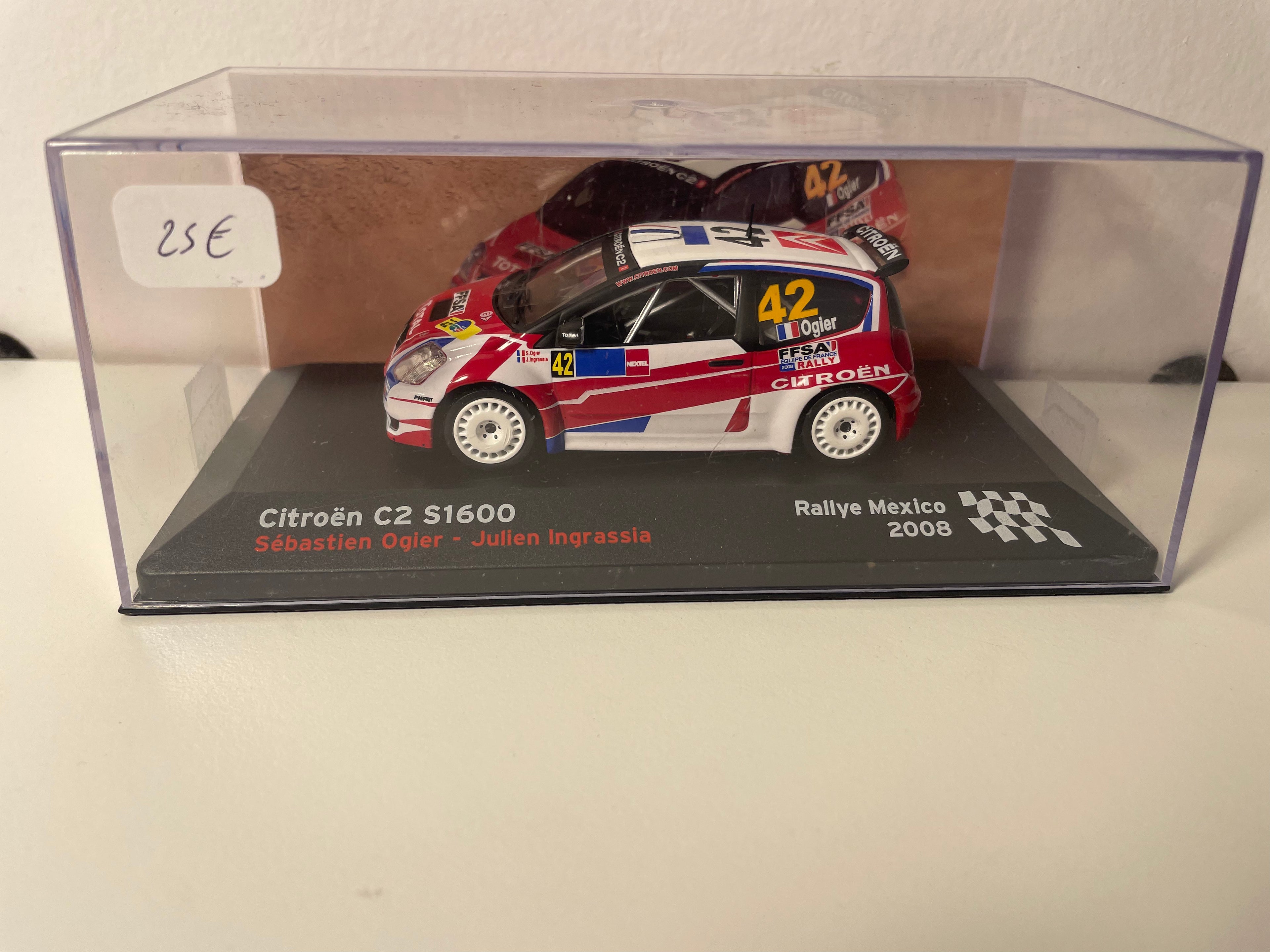 Citroën C2 S1600 biała i czerwona numer 42 - rajd Meksyku 2008