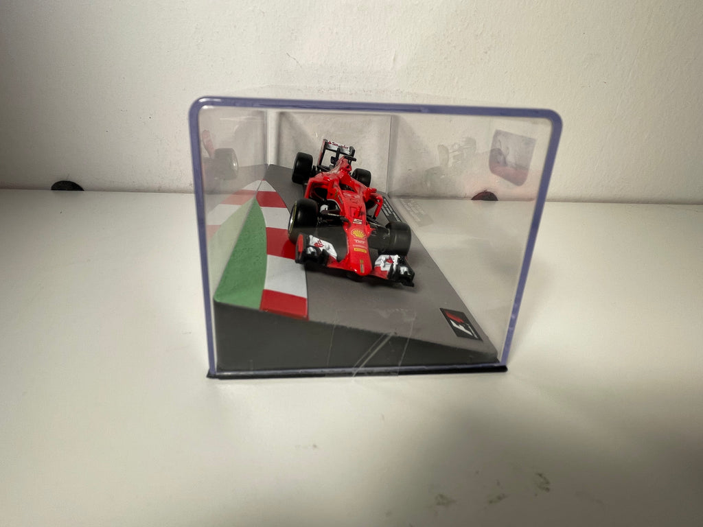 Ferrari SF15-T-2015 rot Nummer 5 - Formel 1 - Großer Preis von Malaysia 2015