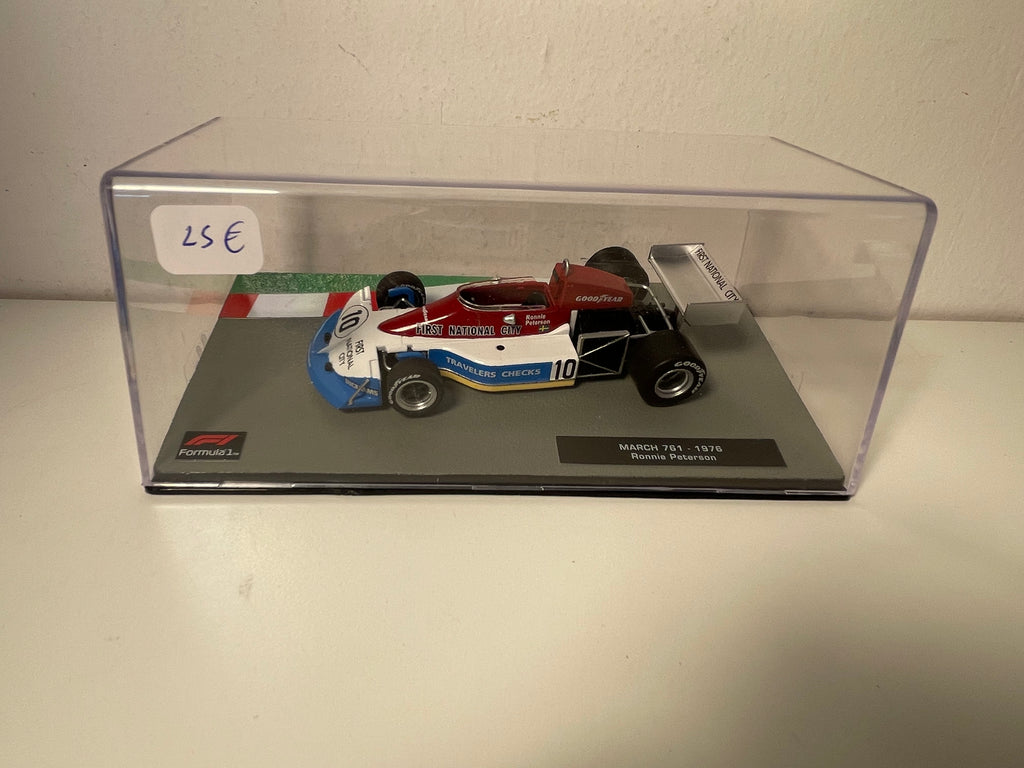 March 761 Azul, Branco e Vermelho Número 10 - Fórmula 1 de 1976 (Ronnie Peterson)