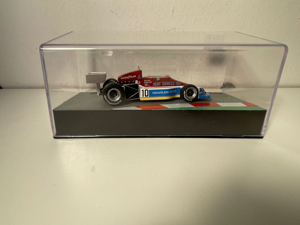 March 761 Azul, Branco e Vermelho Número 10 - Fórmula 1 de 1976 (Ronnie Peterson)
