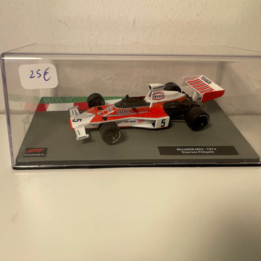 McLaren M23 orange et blanche numéro 5 - Formule 1 de 1974 (Emerson Fittipaldi)
