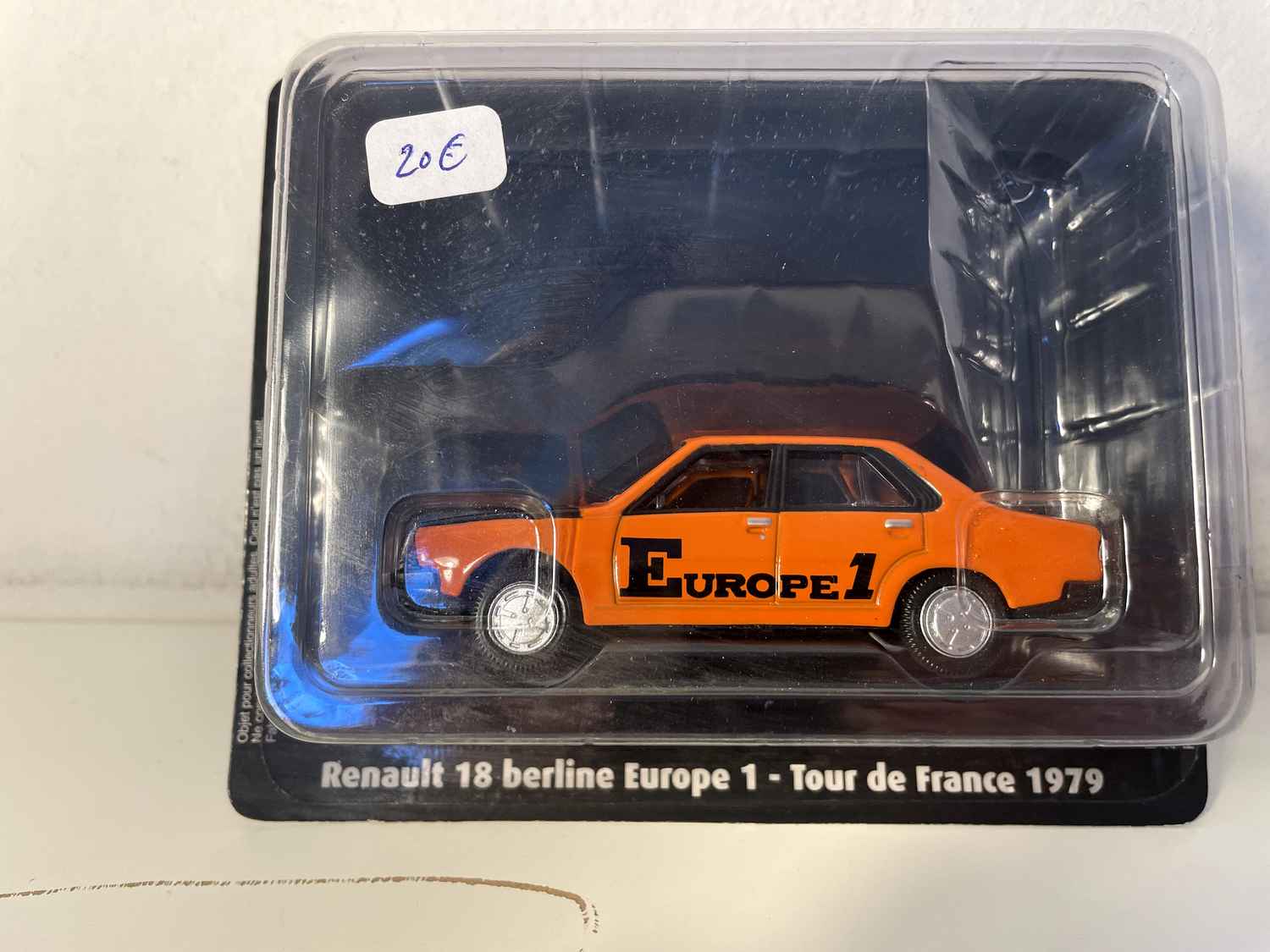 Renault 18 naranja "Europa 1" Tour de Francia 1979