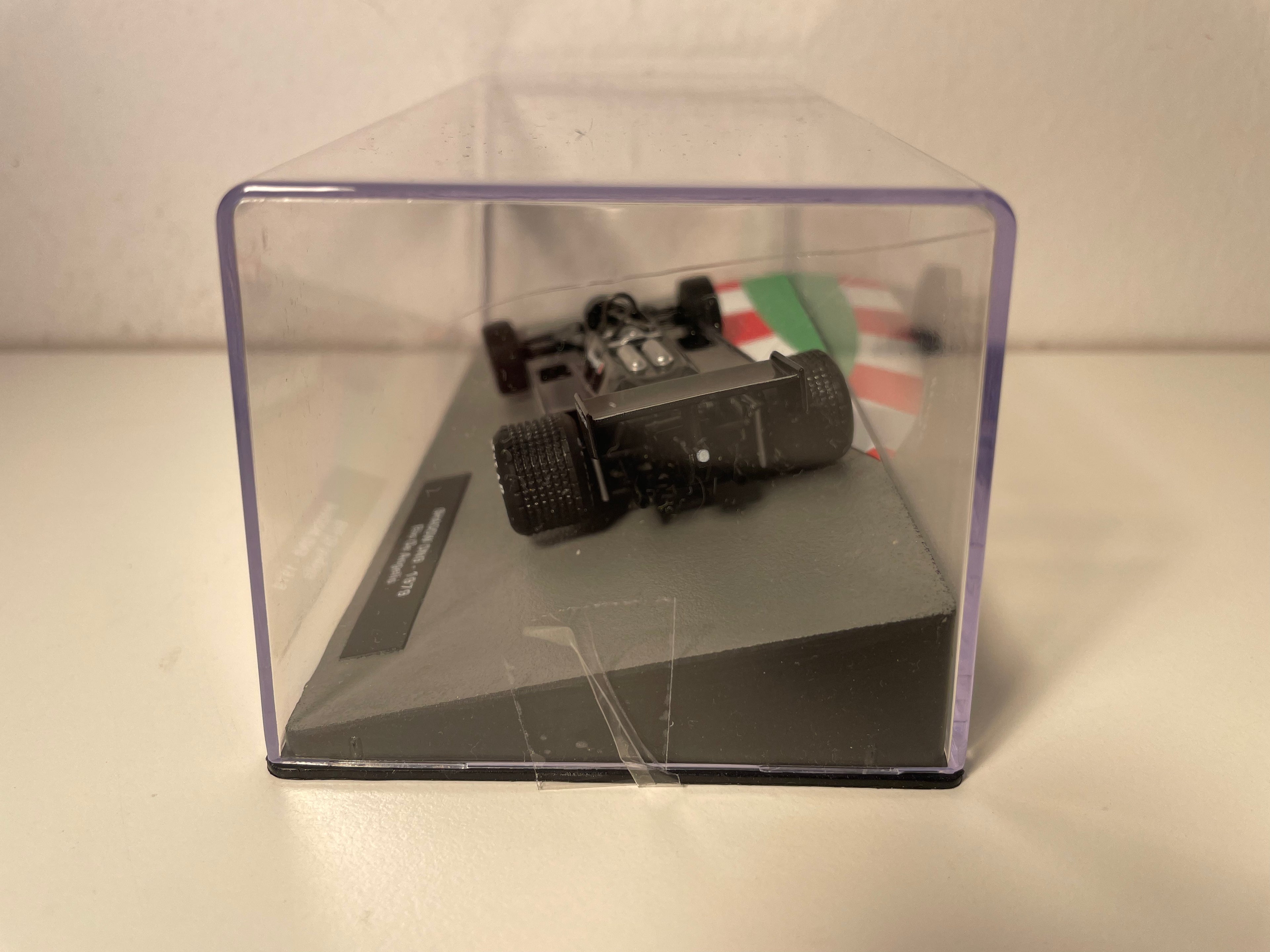 Shadow DN9 czarna numer 18 - Formuła 1 z 1979 roku (Elio De Angelis)