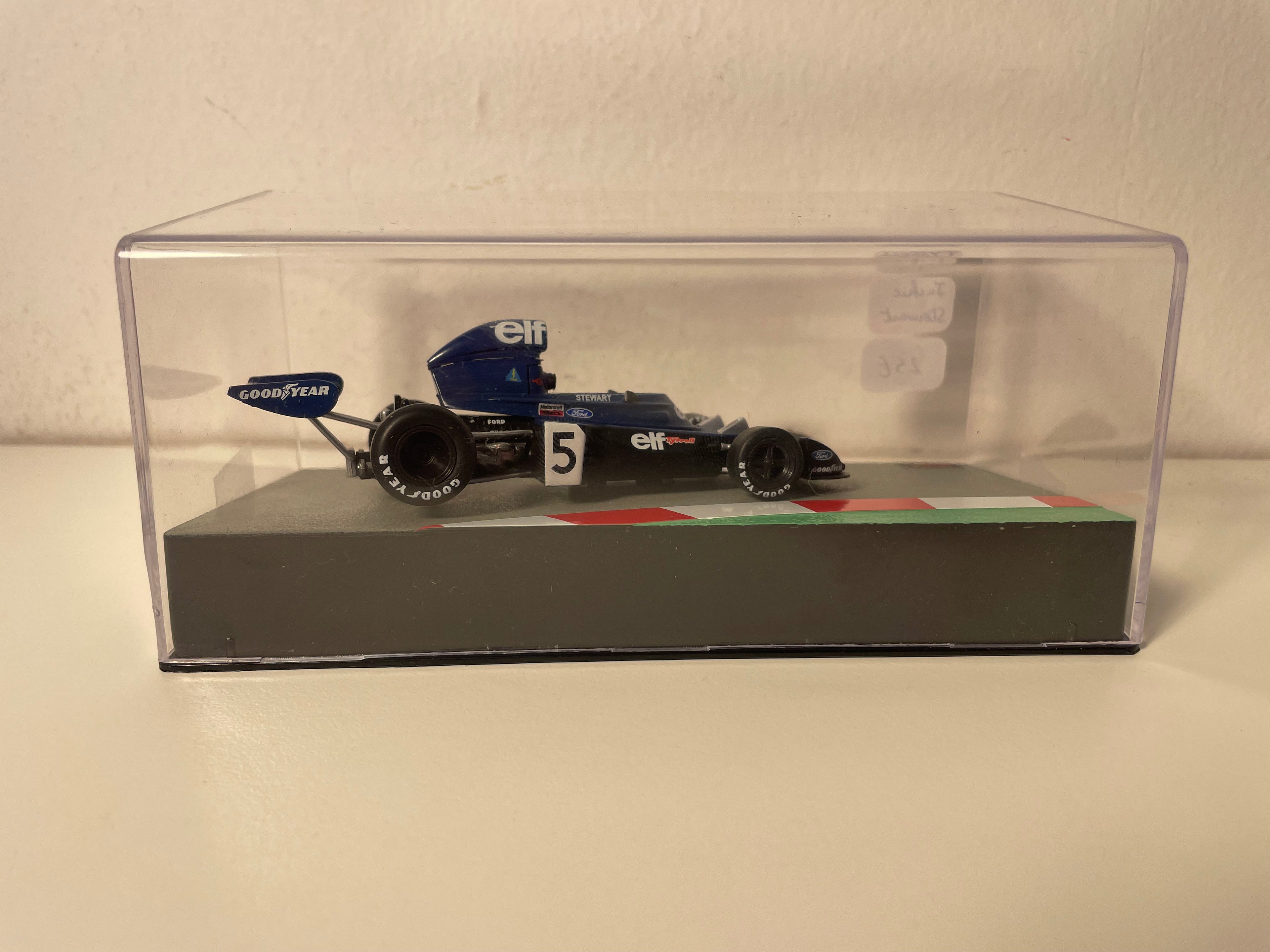 Tyrrell 006 azul número 5 de 1973