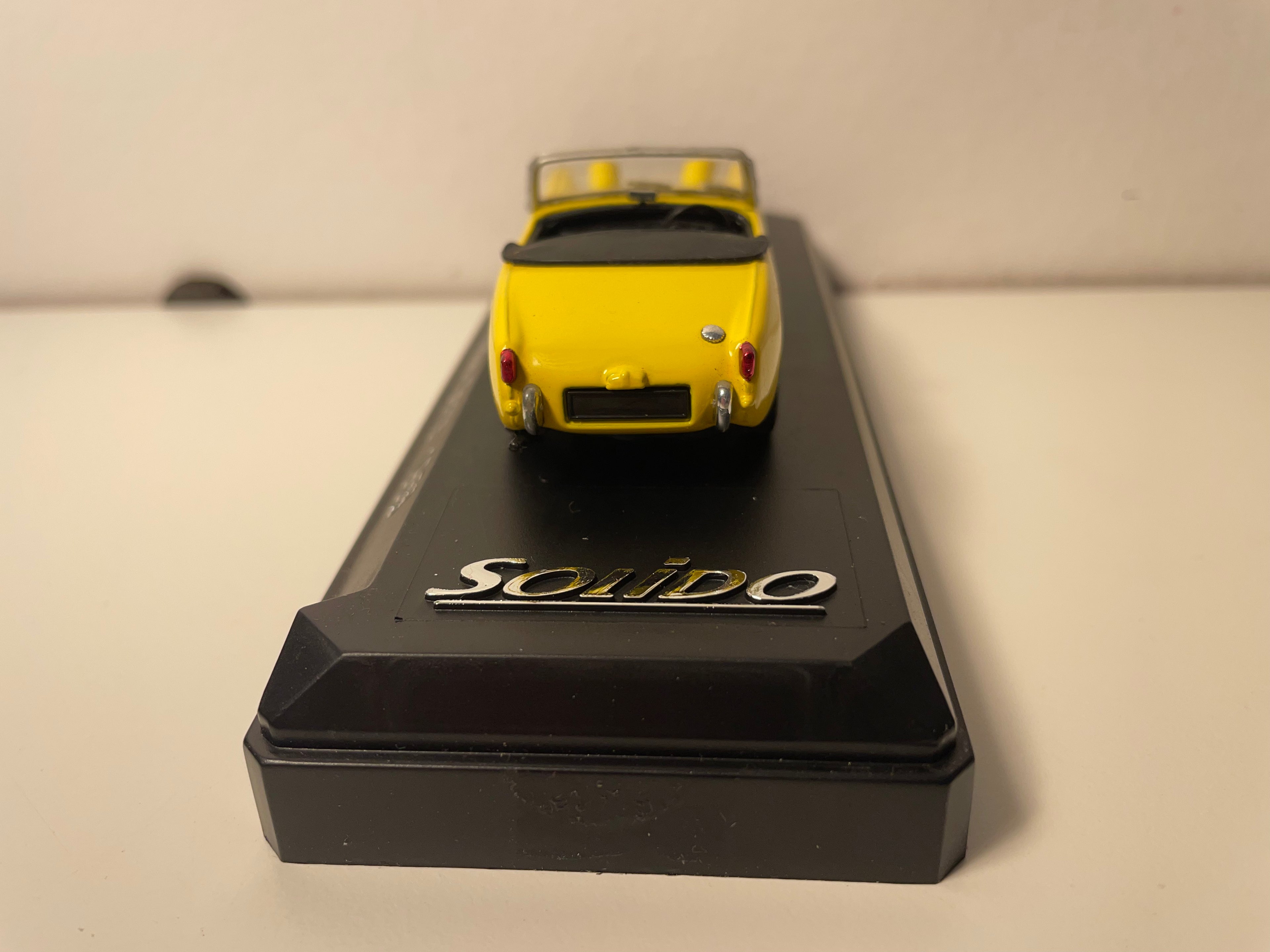 Austin Healey Sprite jaune de 1958 (Solido référence 4576)