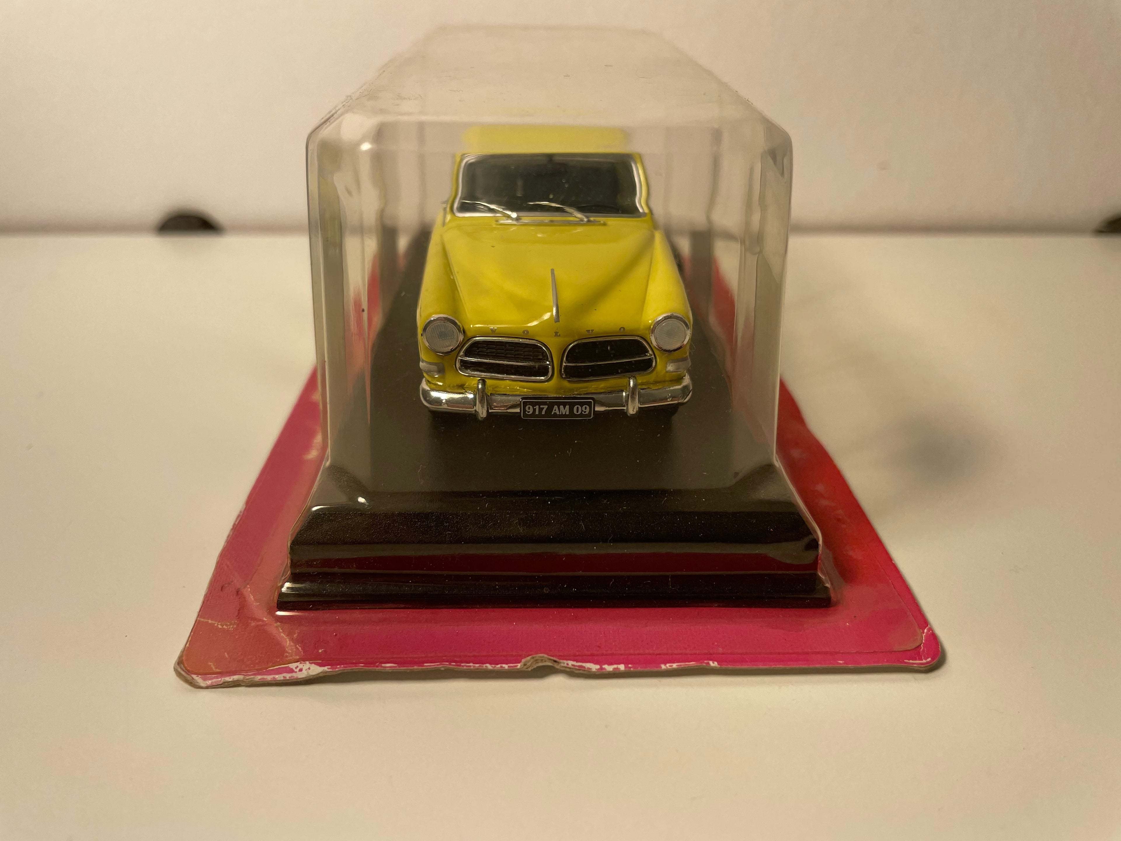 Volvo 122S amarelo de 1959 - Auto Plus