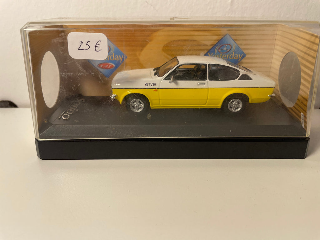 Opel Kadett GTE wäiss an giel aus 1977 - Solido Referenz 1847