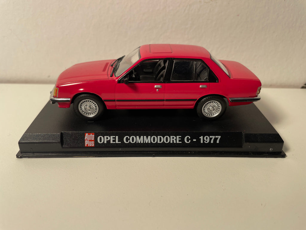 Opel Commodore C rossa del 1977 (Auto Plus)