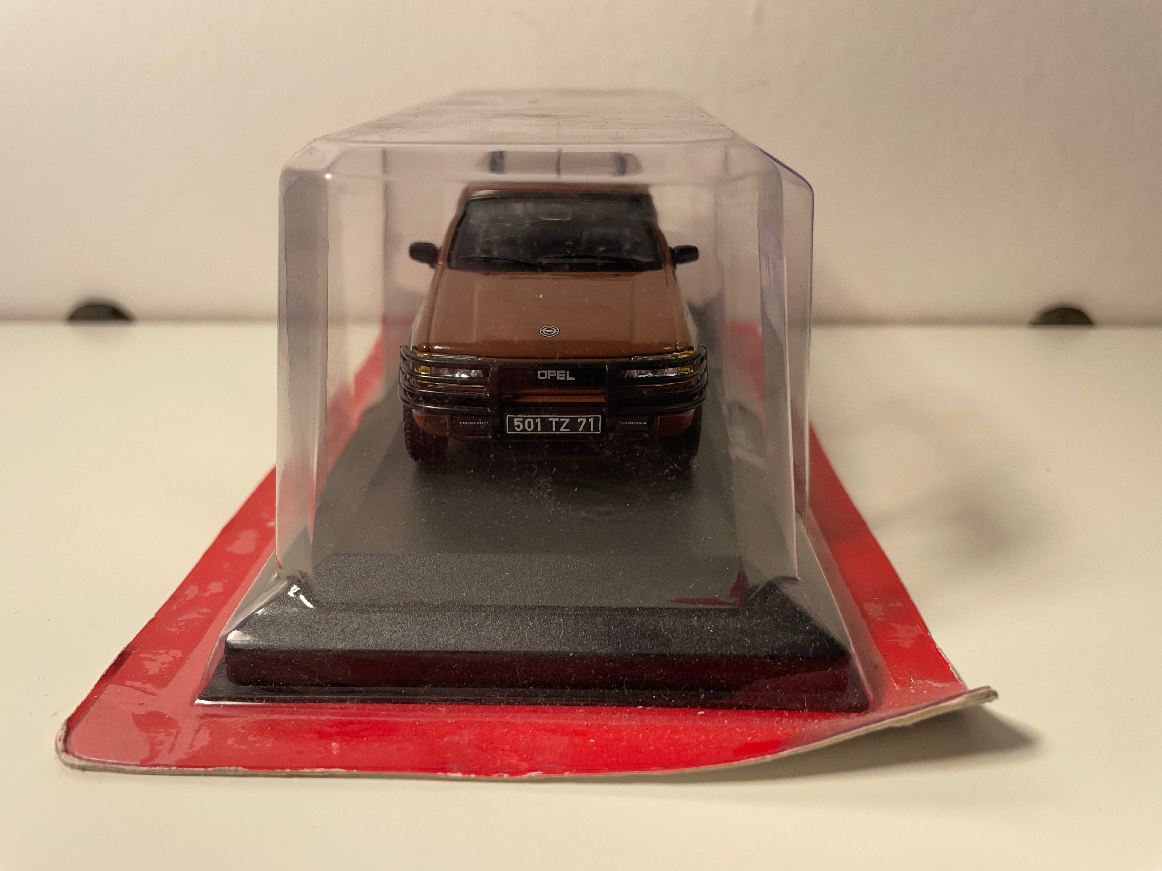 Opel Frontera marrone del 1991 (Auto PLus)