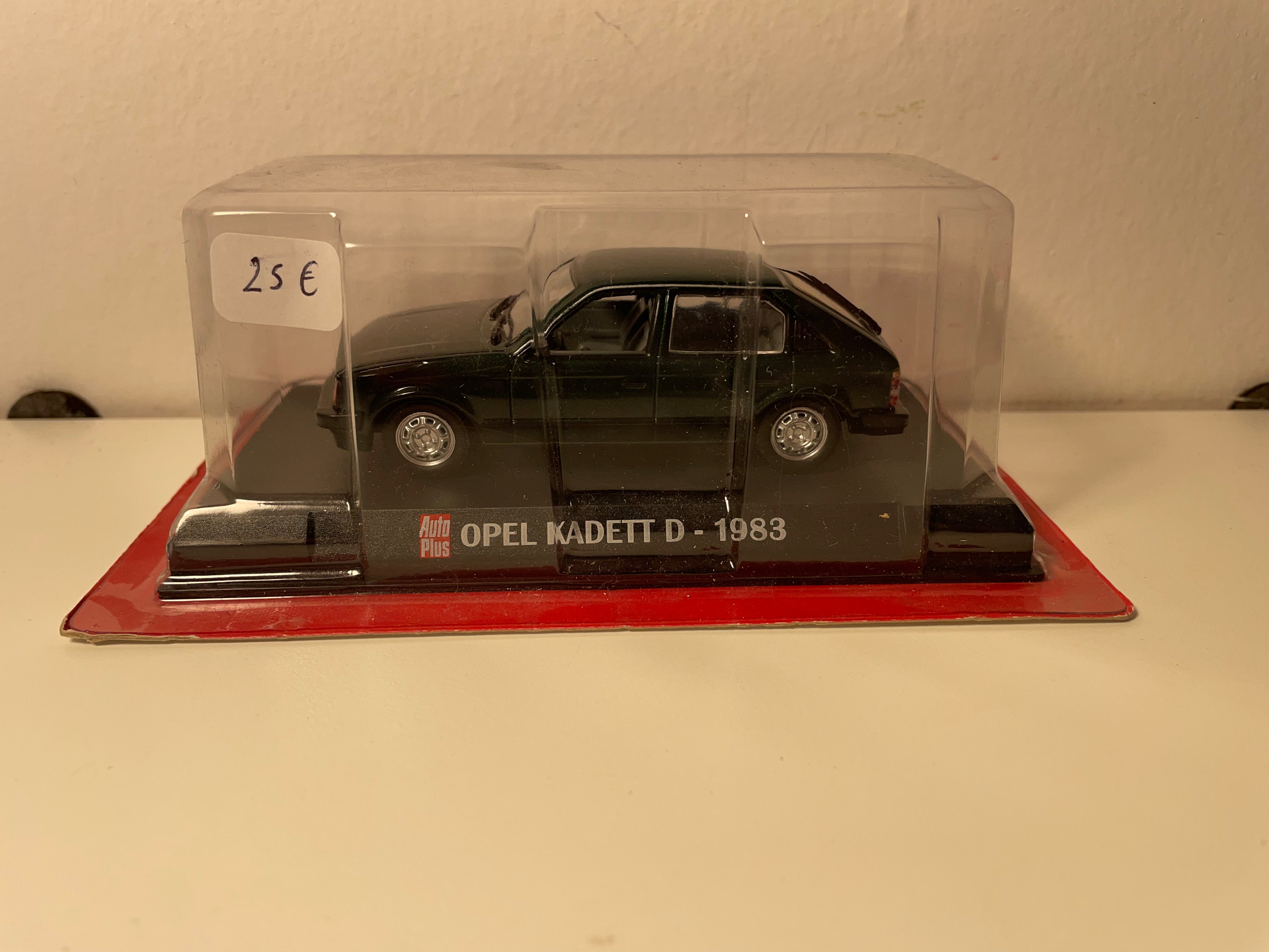 1983 Dark Green Opel Kadett D - Auto Plus