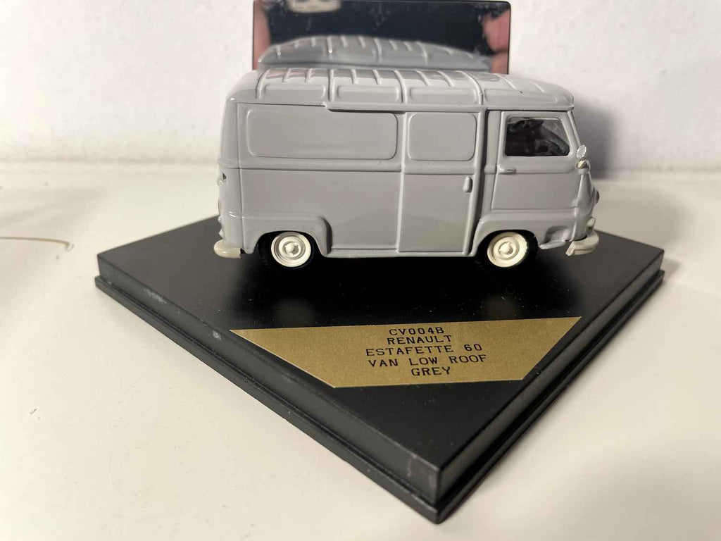 Furgone Renault Estafette 60 grigio lamiera e tetto basso - CITY riferimento CV004B