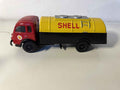 Czerwony, pomarańczowo-żółty i czarny samochód ciężarowy Renault Fainéant z 1957 roku SHELL - CORGI Classics nr 71205
