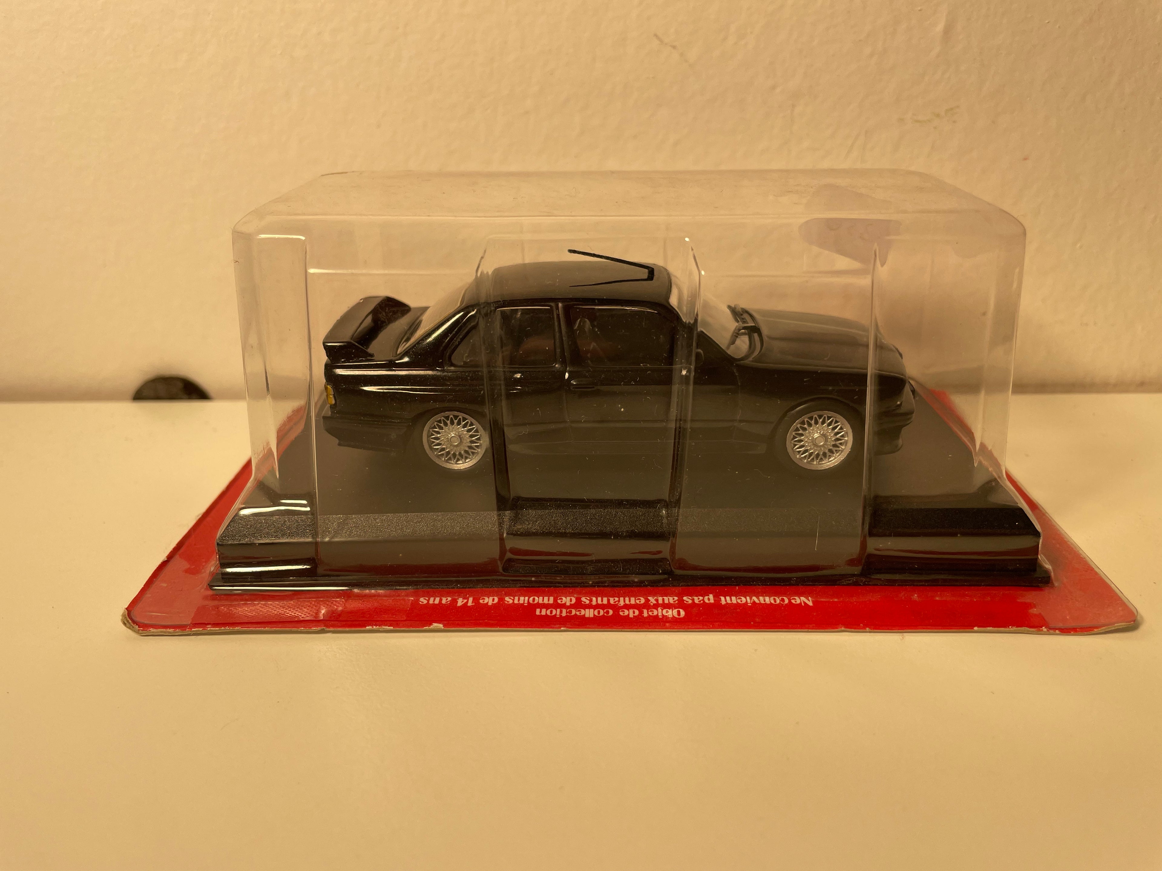 BMW M3 Preta de 1988 - Auto Plus