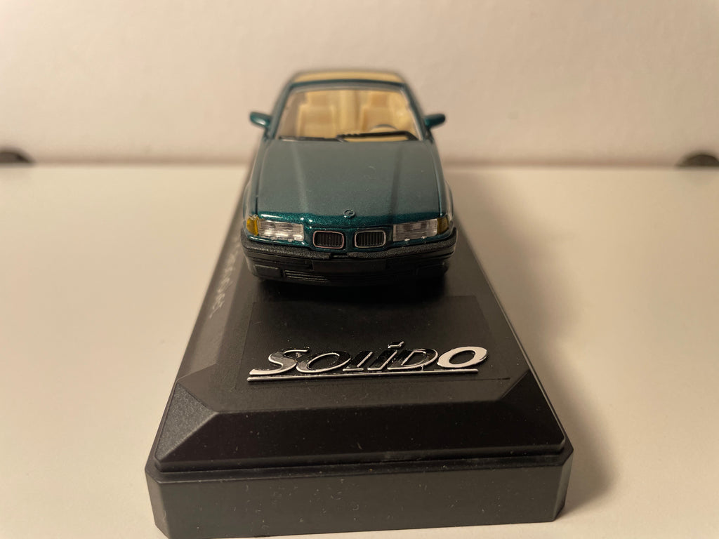 BMW Série 3 Cabriolet Verde - Referência Solido 1529