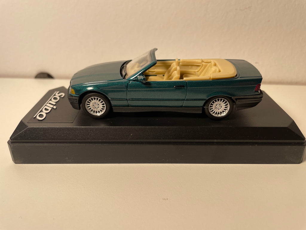 BMW Série 3 Cabriolet Verde - Referência Solido 1529