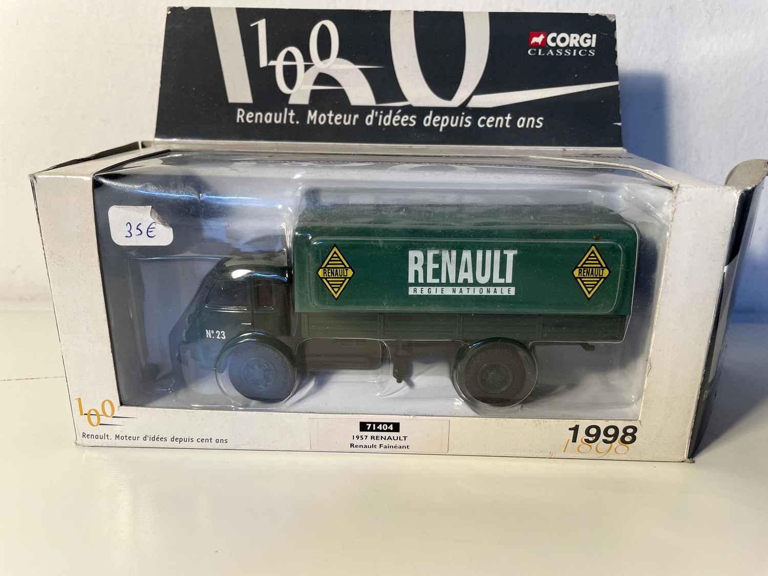 Ciężarówka Renault Fainéant zielony z 1957 roku RENAULT régie nationale - CORGI Classics numer referencyjny 71404
