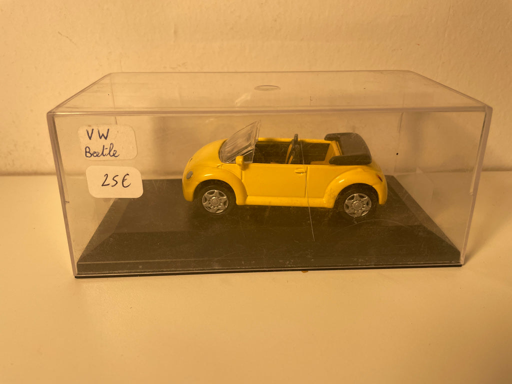 Fusca amarelo
