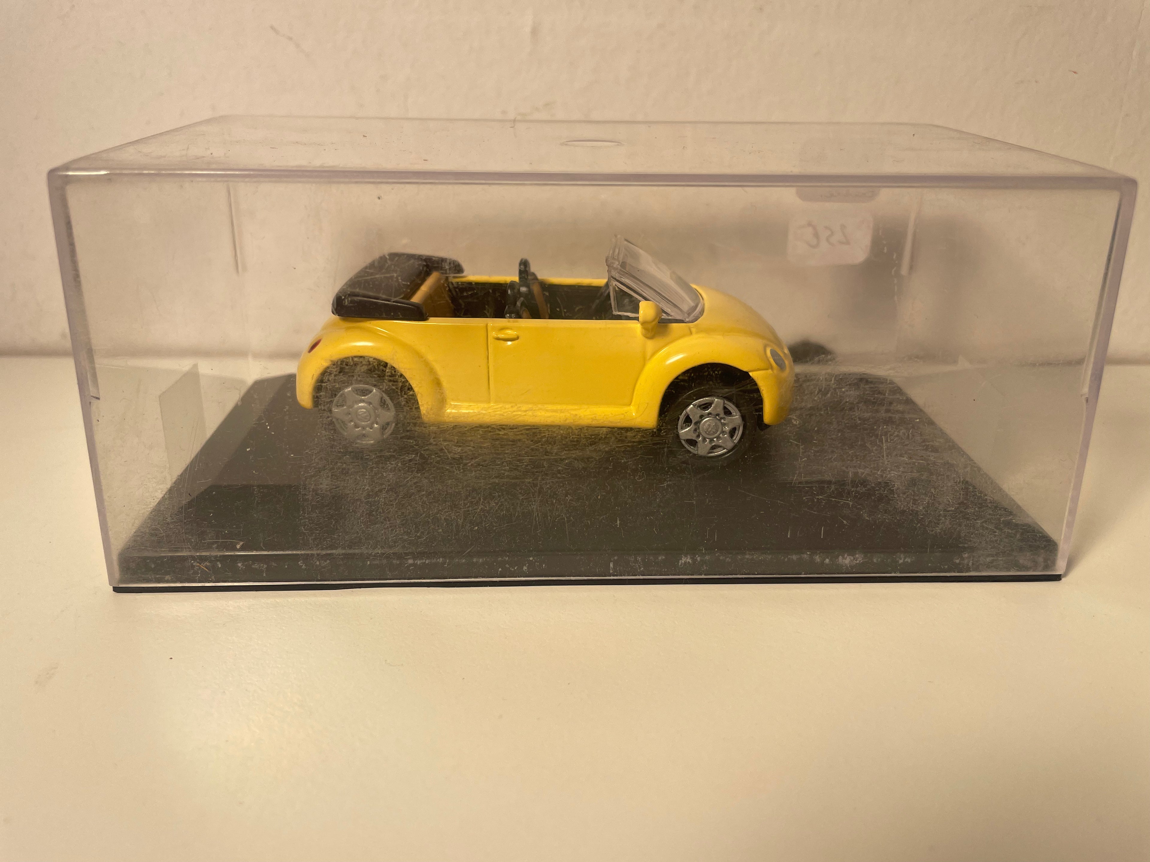 Fusca amarelo