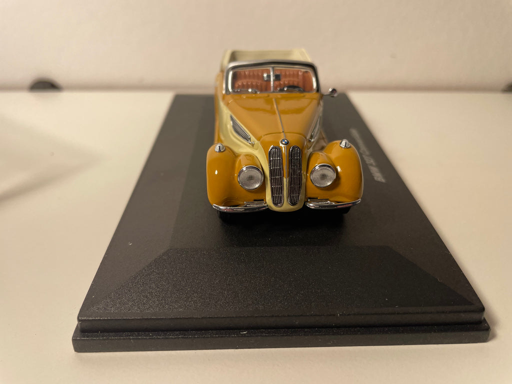 BMW 327 Cabriolet Castanho - Universal Hobbies