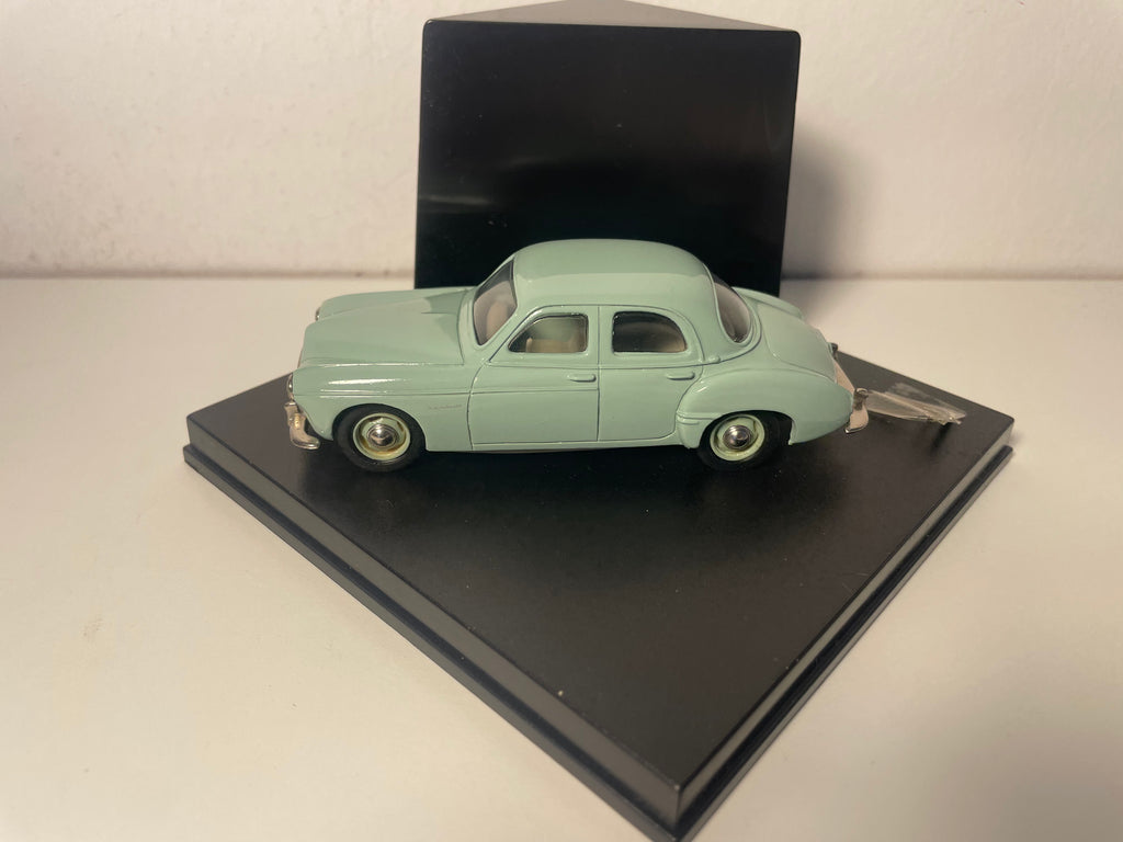 Renault Frégate Grün - ELYSÉE Kollektion (Quadratische Box)