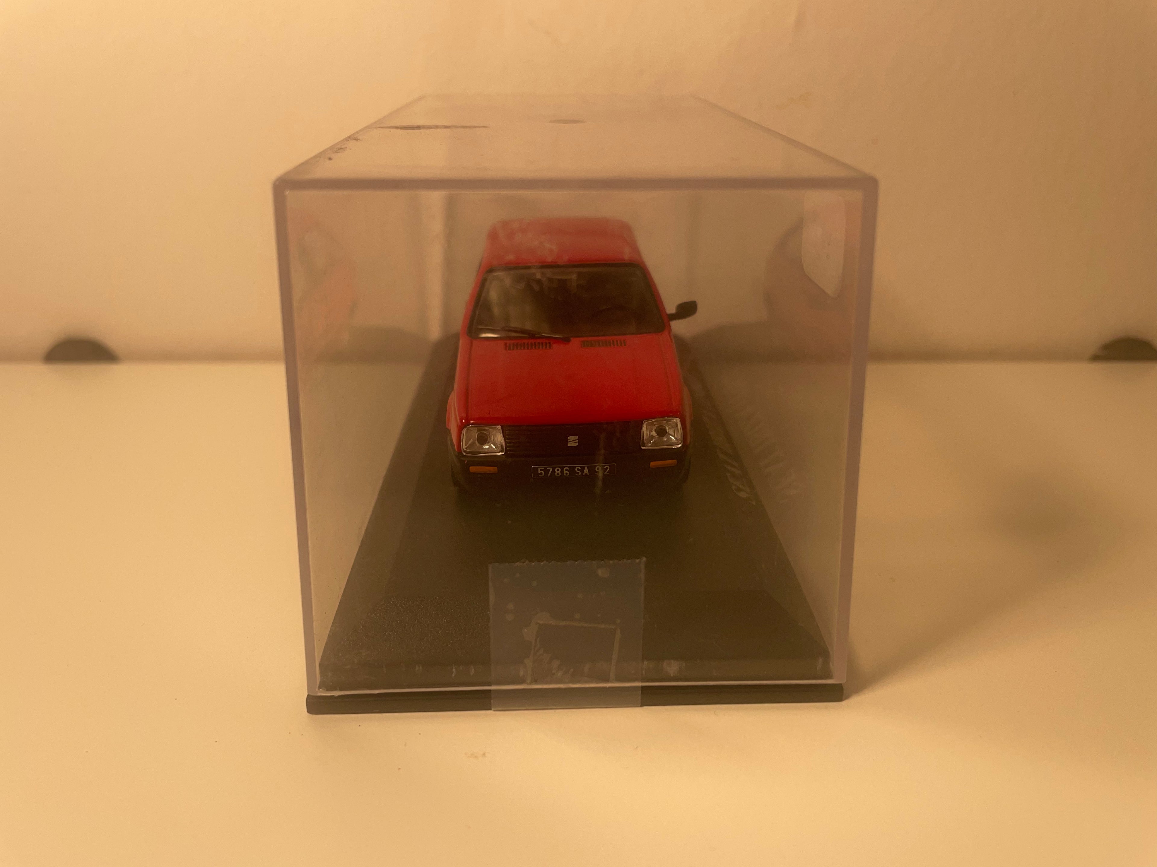 Seat Ibiza rossa del 1984 (scala 1/43)