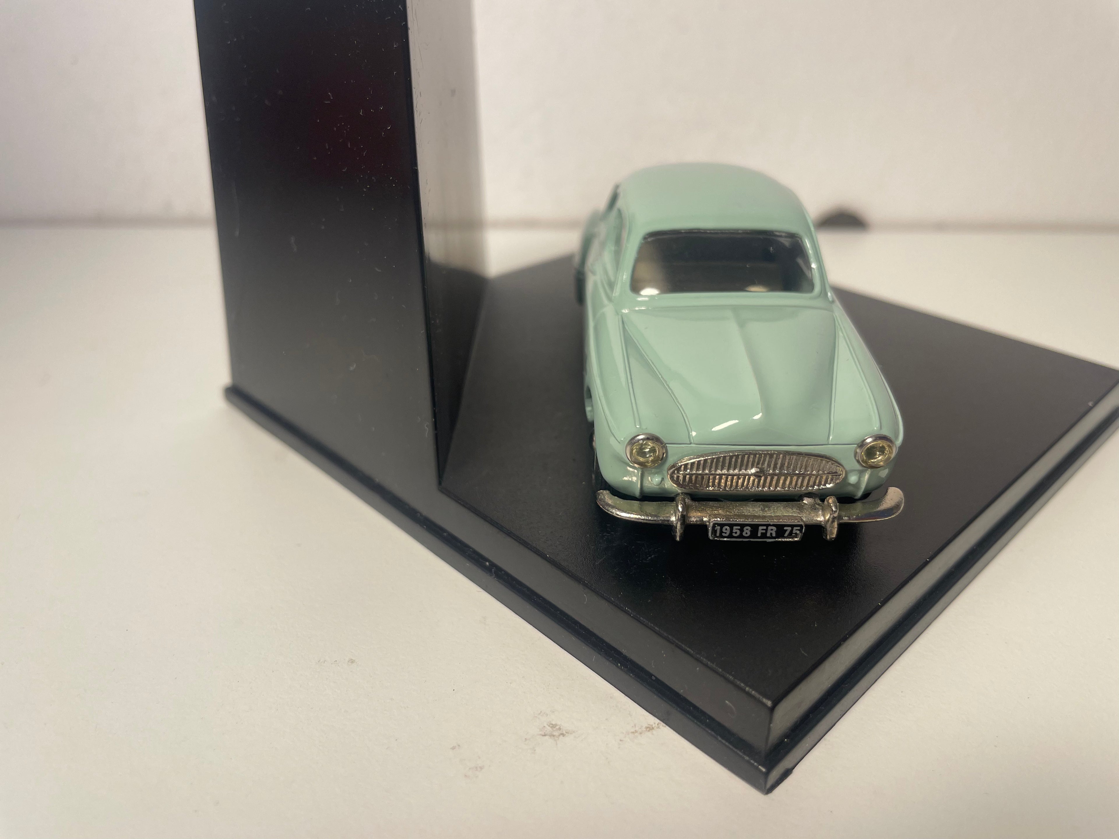 Renault Frégate Grün - ELYSÉE Kollektion (Quadratische Box)