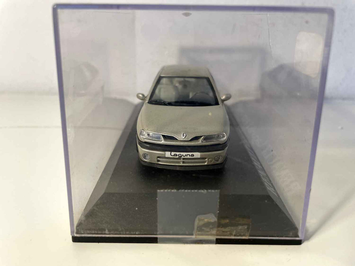 Renault Laguna 1 RXT marron clair de 1997