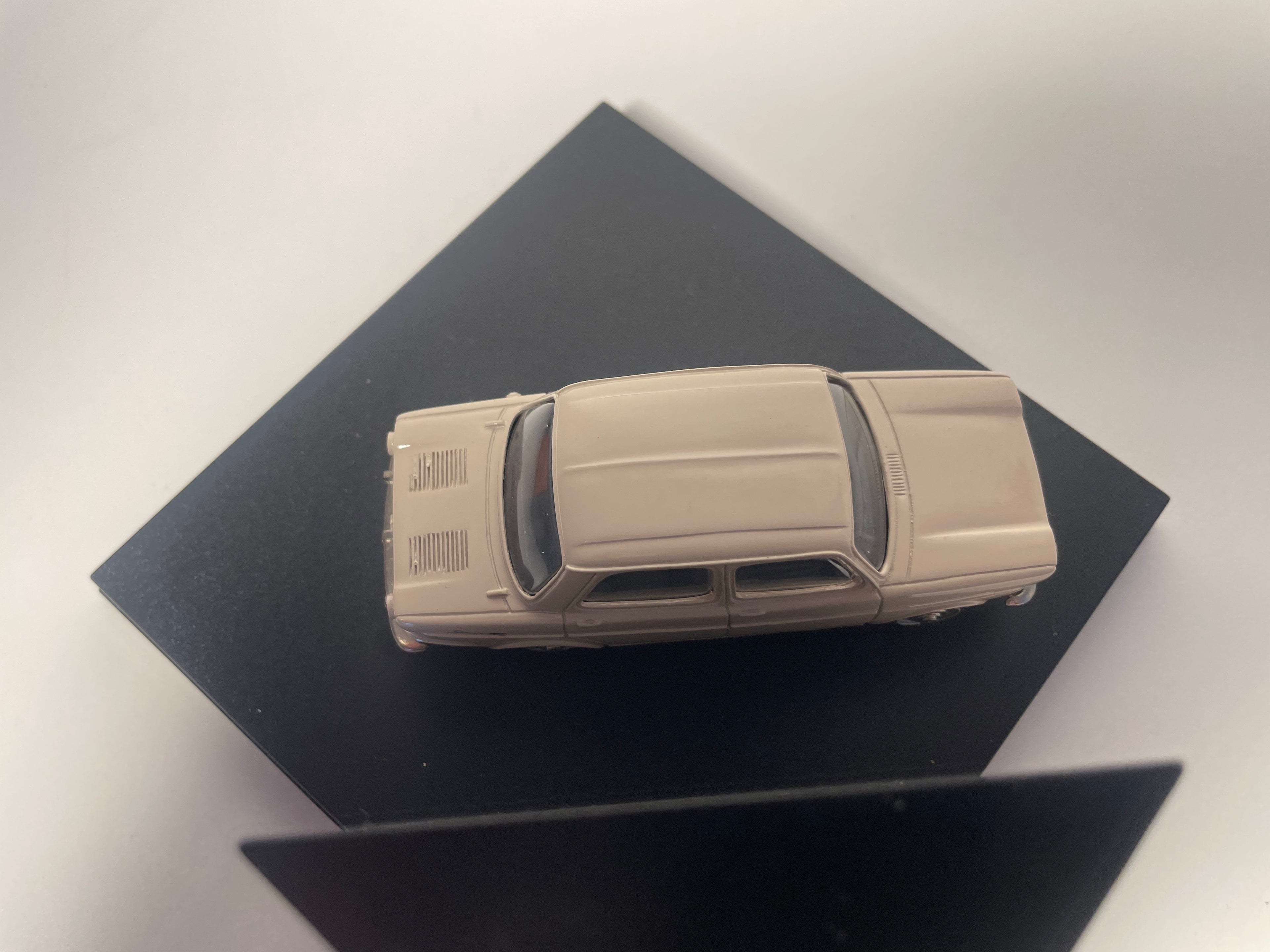 Simca 1000 marrón - colección GTS (caja cuadrada)