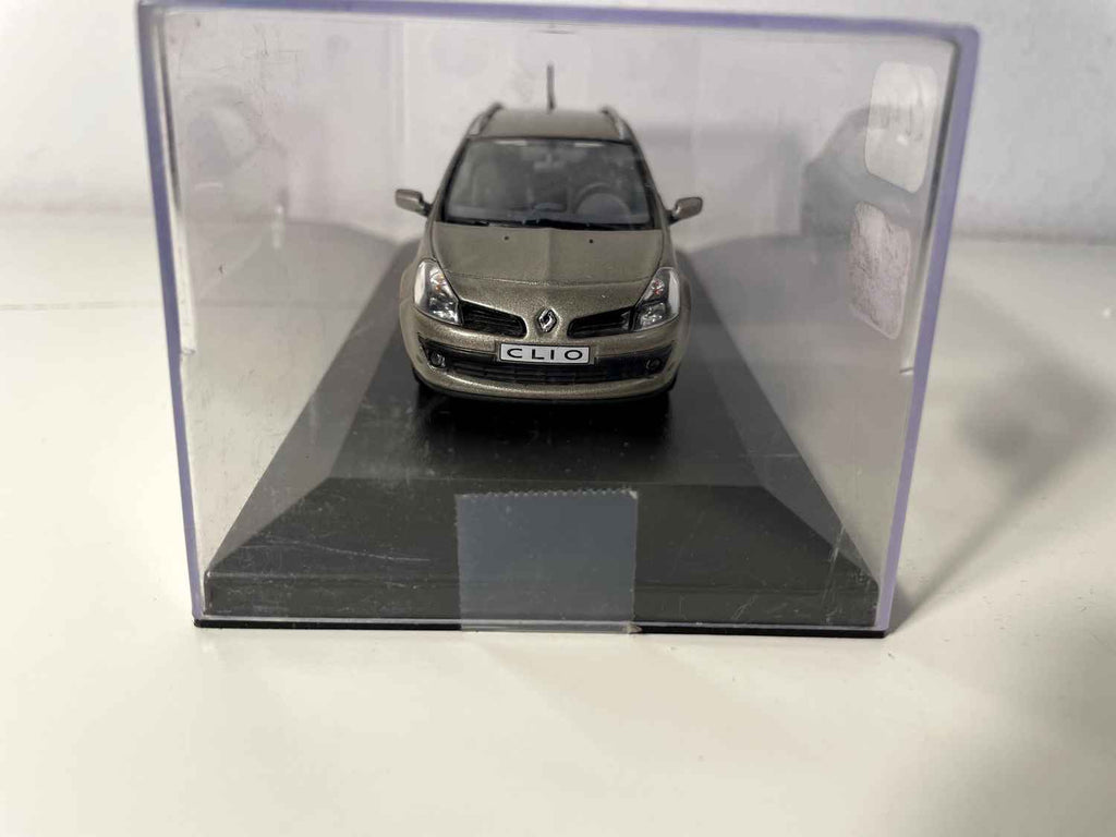 Renault Clio Brown