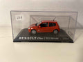 Renault Clio 2 RS Red Team und weiße Liserets auf dem Dach 2004