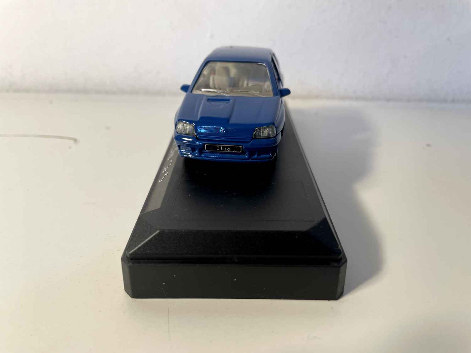 Renault Clio 16S niebieska z numerem 91 (z żółtym pudełkiem) - Solido referencja N°1905