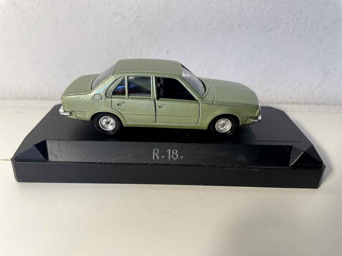 Renault 18 verte (Solido) - dans boite en carton violette