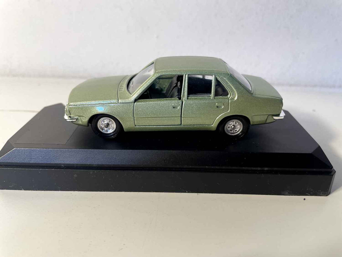 Renault 18 verte (Solido) - dans boite en carton violette