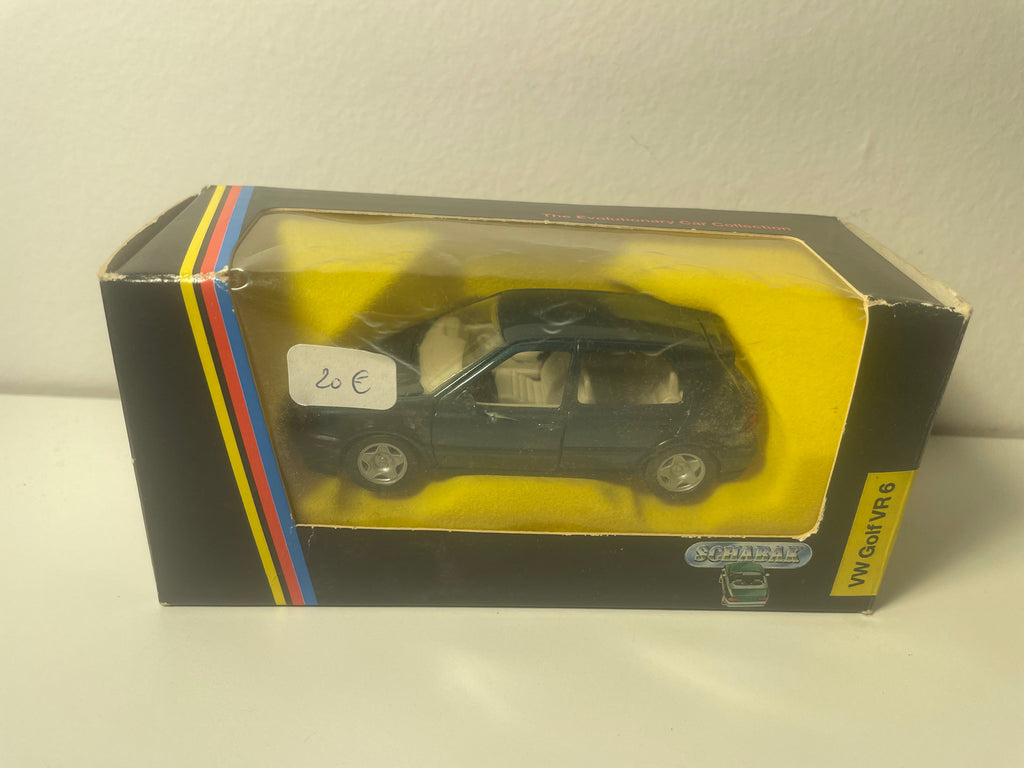 Volkswagen Golf VR6 gréng