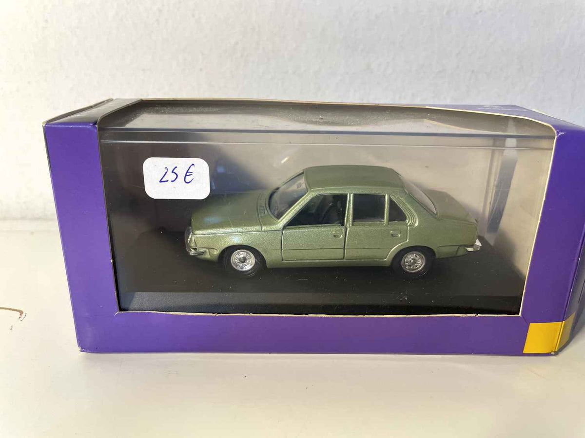 Renault 18 verte (Solido) - dans boite en carton violette
