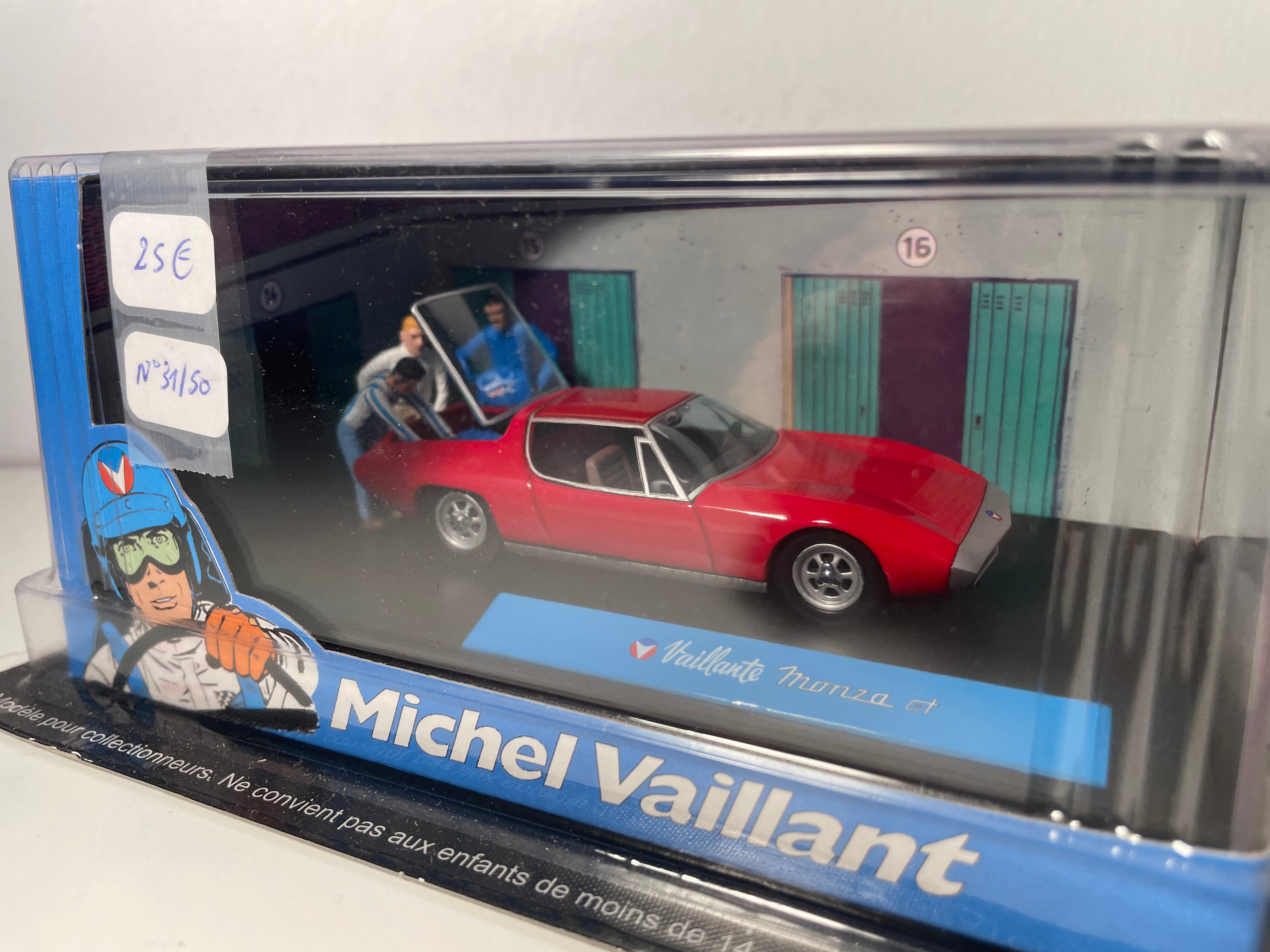 Rotes Vaillante Monza GT Auto (Öl auf der Strecke Album) - Michel Vaillant Comic