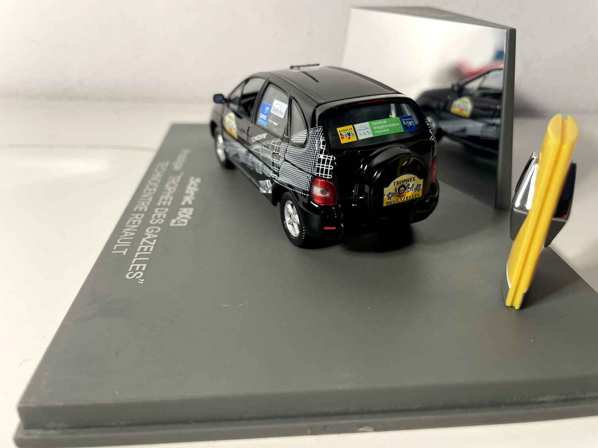 Renault Scénic RX4 noir prototype TROPHEE DES GAZELLES (Technocentre Renault) SANS la boite en carton