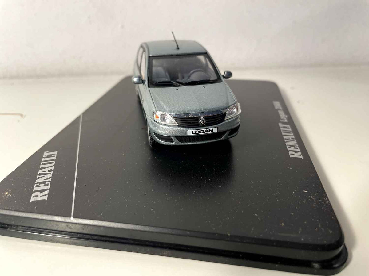 Renault Logan gris bleuté de 2008 - ELIGOR