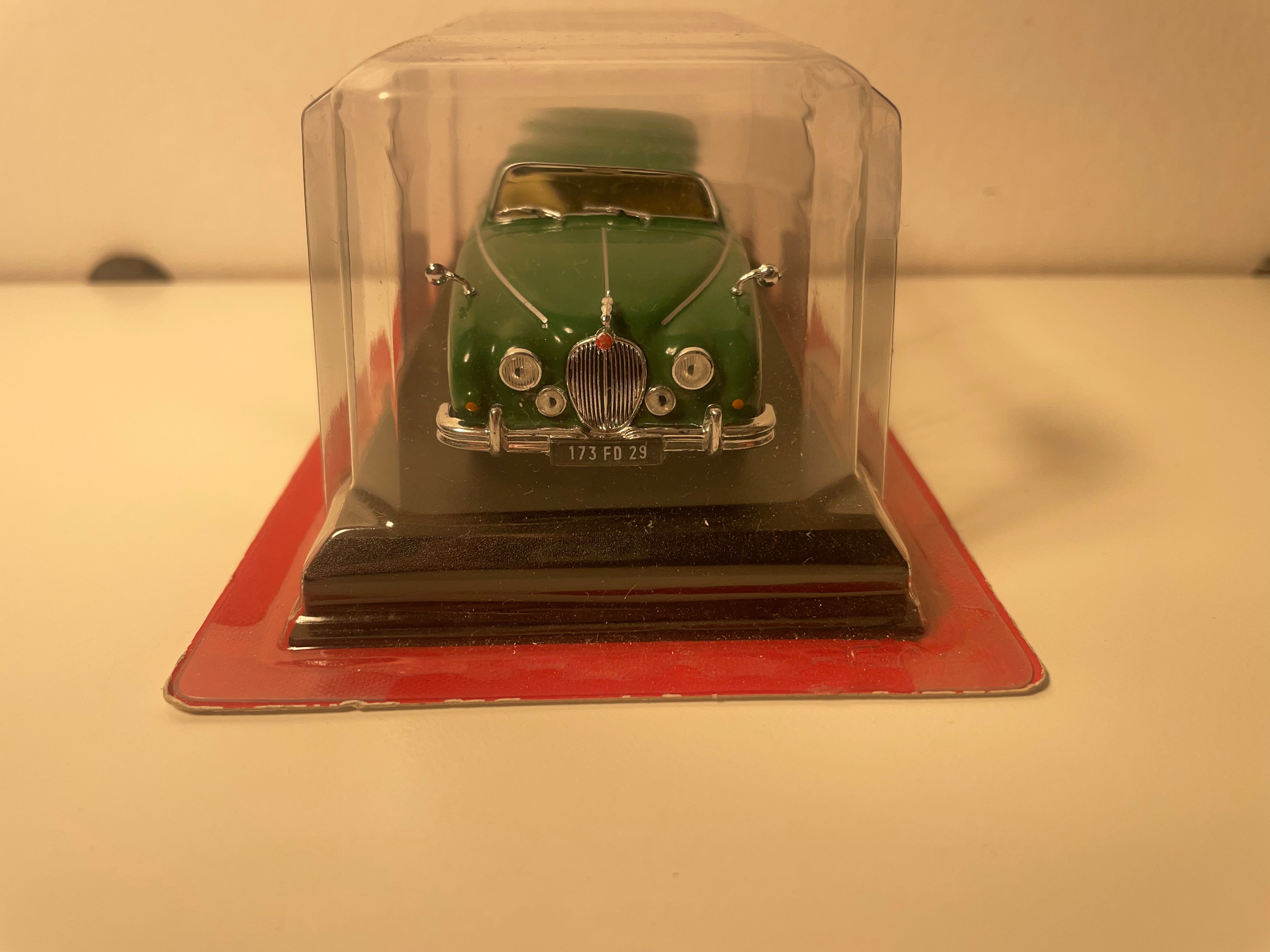 Jaguar MkII verte de 1960 - Auto Plus