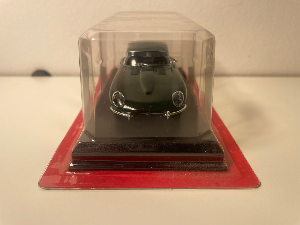 Jaguar E-Type Grün von 1964 - Auto Plus