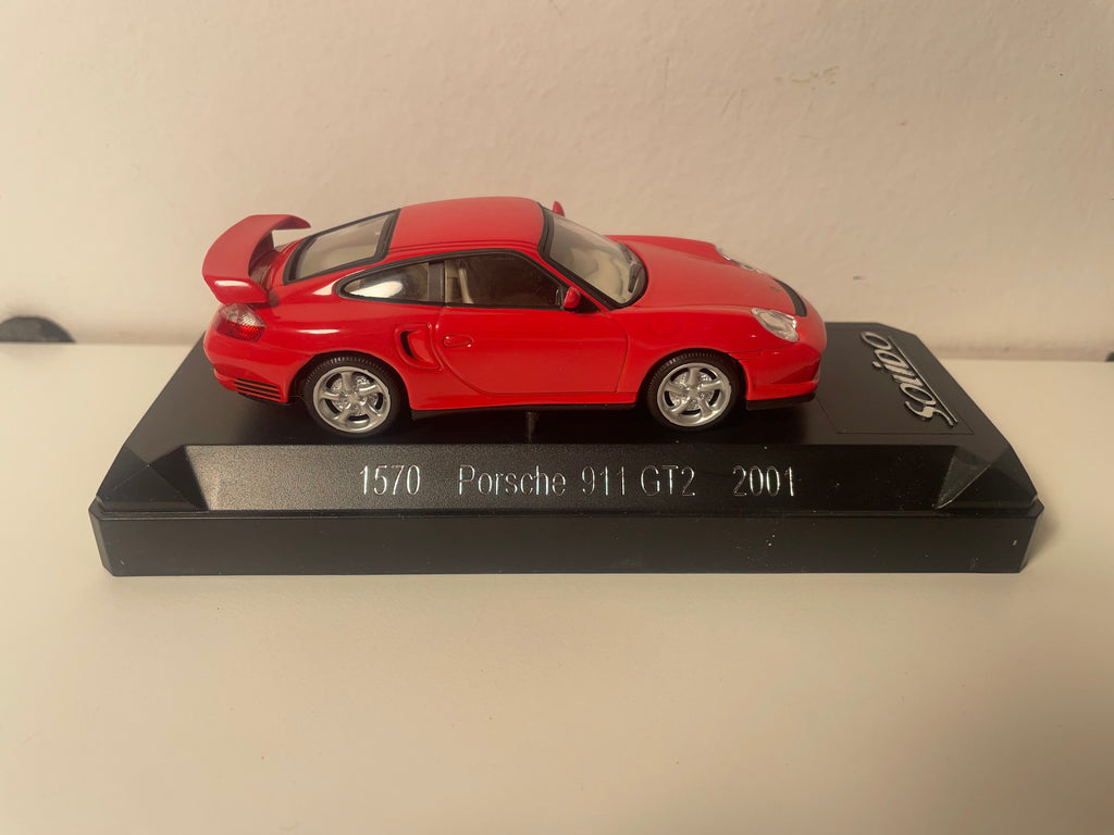 2001 Porsche 911 GT2 Red - Solido Reference 1570