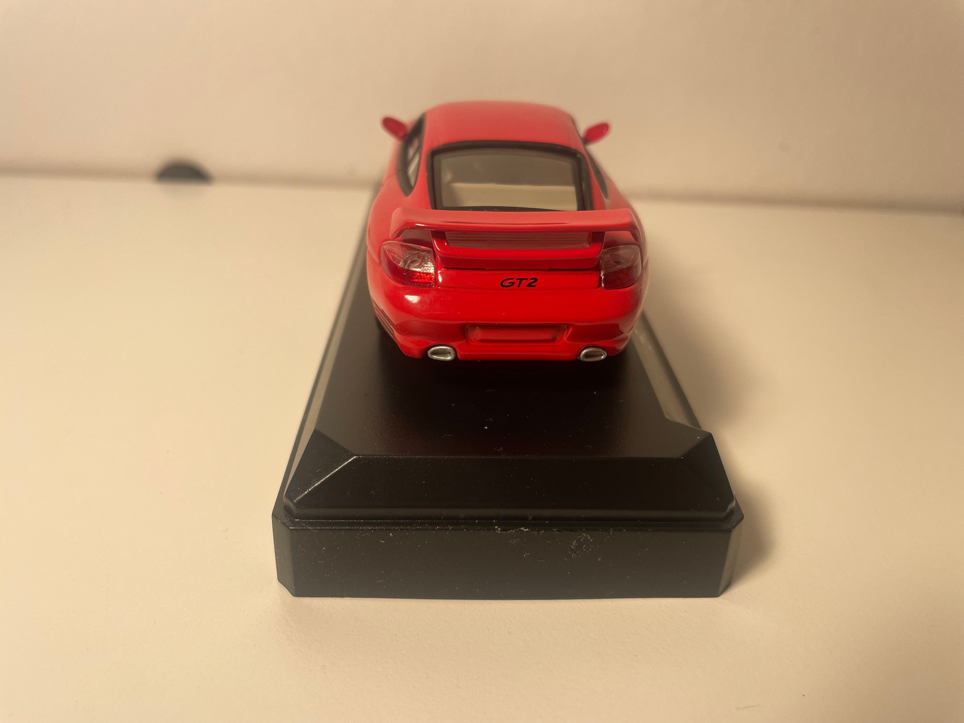 Porsche 911 GT2 rout 2001 - Solido Referenz 1570