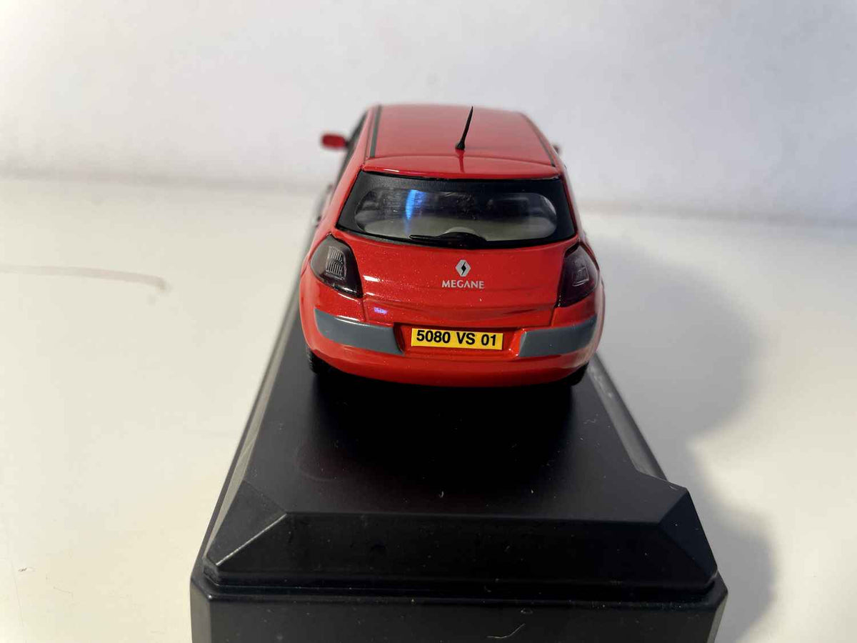 Renault Mégane rouge de 2003 (Solido référence 1579)