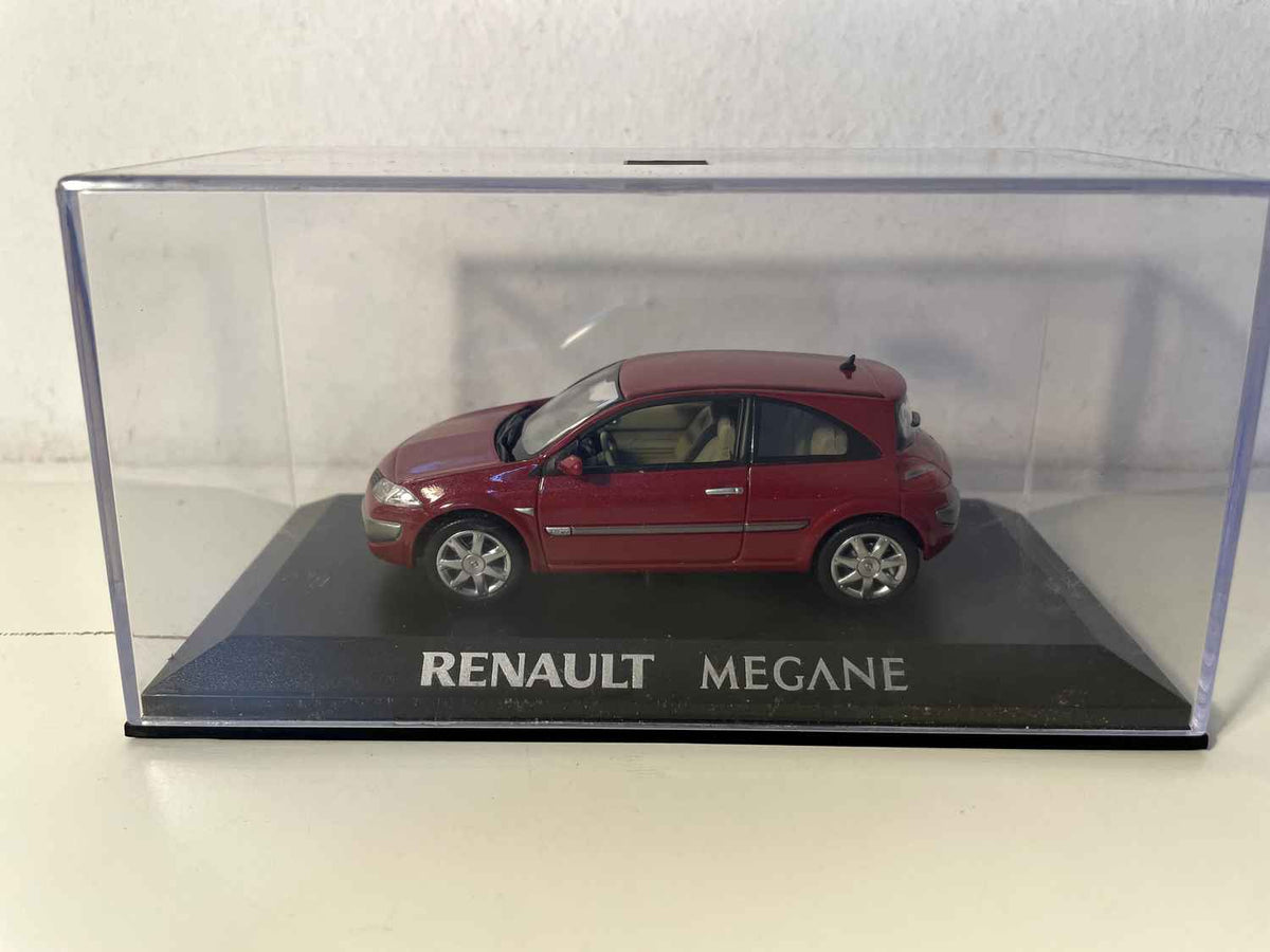 Renault Mégane donkelrout